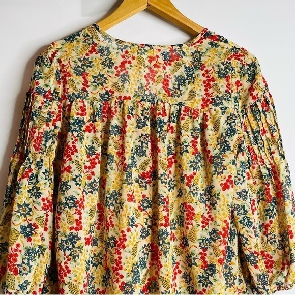 Pins & Needles Floral pleated blouse - Picture 9 of 11